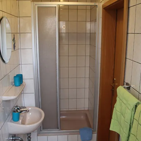 & Breitmoser Angelika